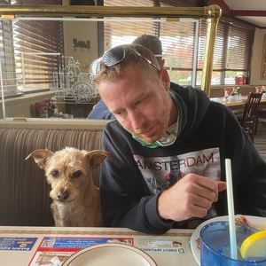 Meet your Posher, Jason